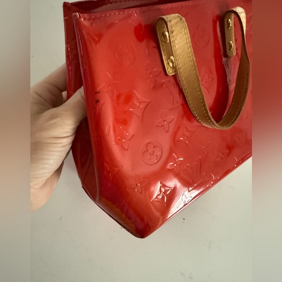 LOUIS VUITTON Monogram Vernis Reade PM Hand Bag Red - Picture 12 of 13